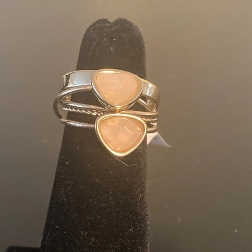 Gold and Pink Stone Women's Ring size 5